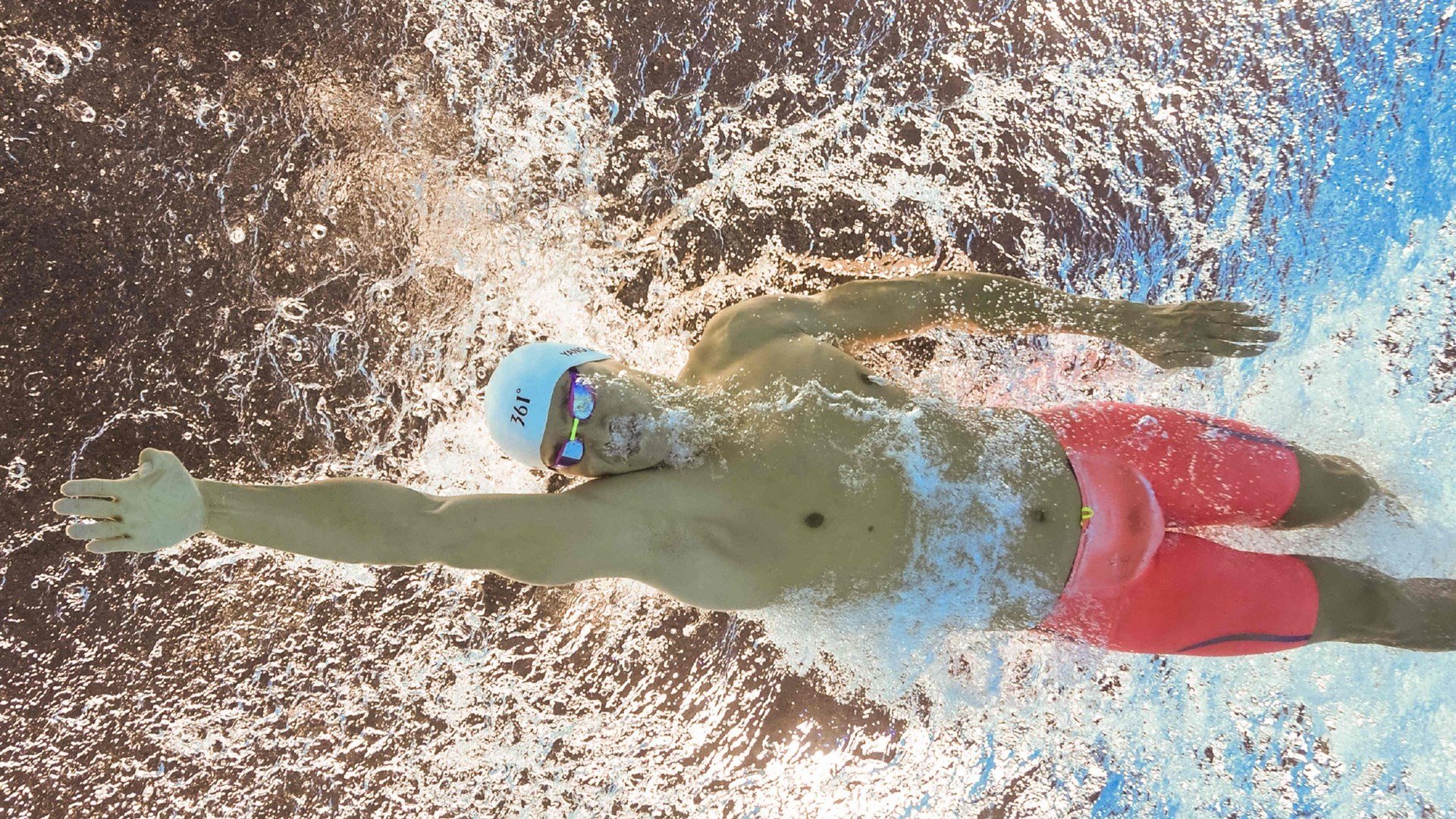 JIU YOU GAME-马克西姆·格鲁塞刷新个人100米蝶泳最佳